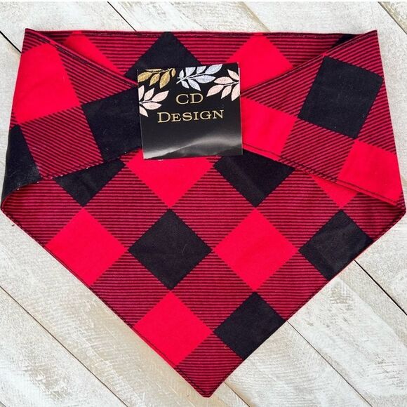 Snow much fun graphic red and black buffalo check bandana size medium - Picture 4 of 4